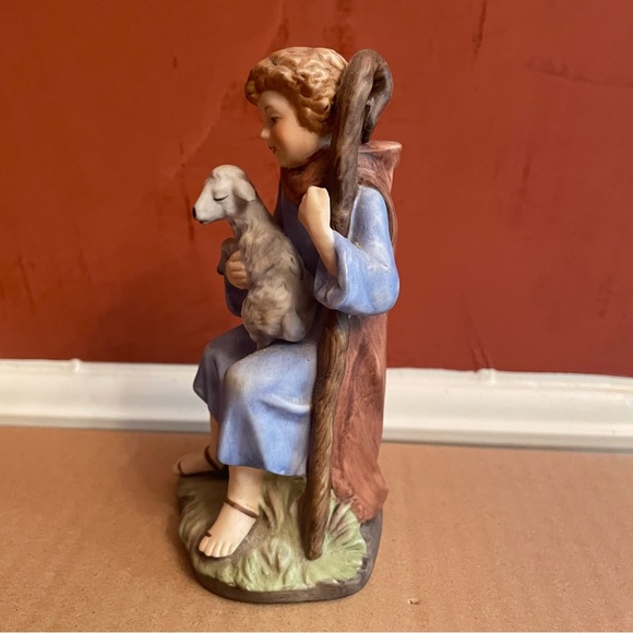 Vintage ROMAN, Inc Pastoral Shepherd Figurine in Blue and Brown 1979 - Picture 4 of 8